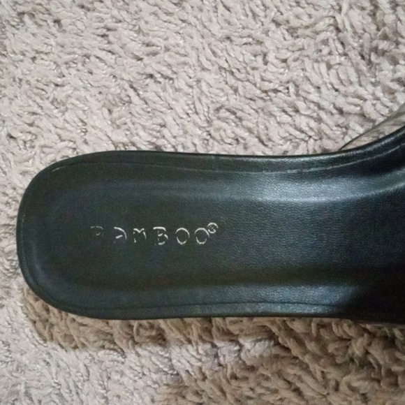 Bamboo shoes 2 pairs plus amazing colors that look great together and separate. - Picture 4 of 9